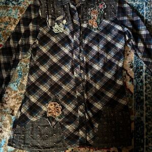 Simply Couture flannel Textured long shirt